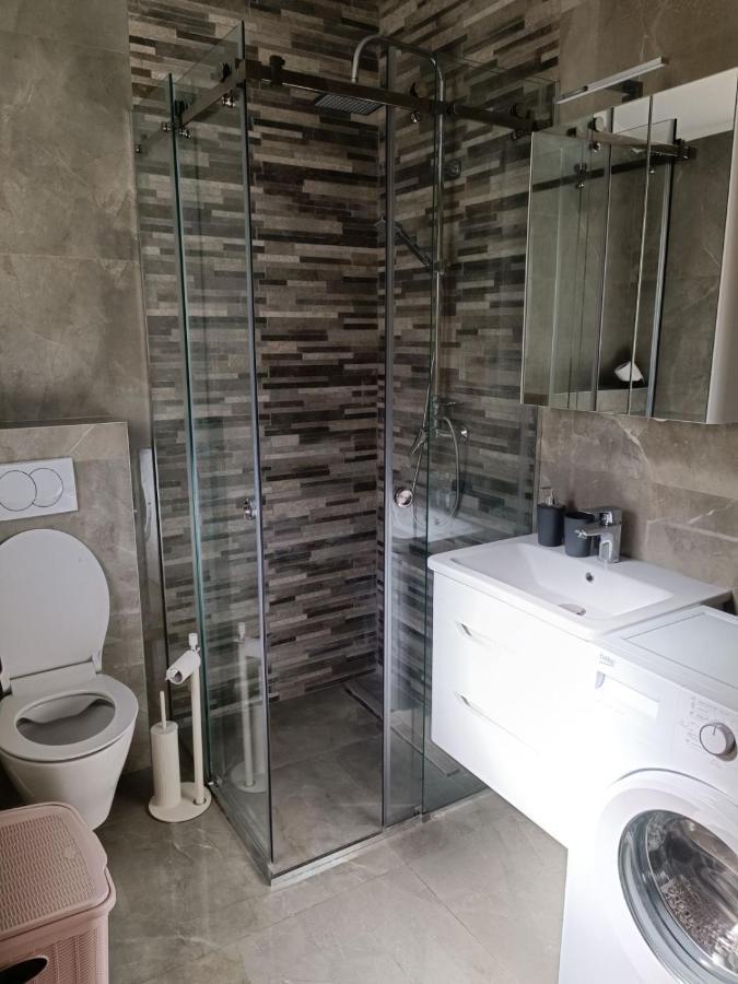 Luna Apartment Котор Екстериор снимка